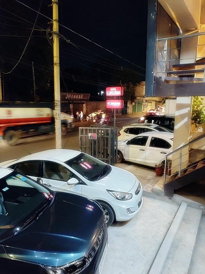 Hotel Luxuria Ludhiana Eksteriør bilde