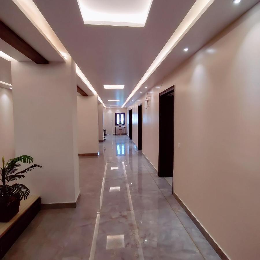 Hotel Luxuria Ludhiana Eksteriør bilde