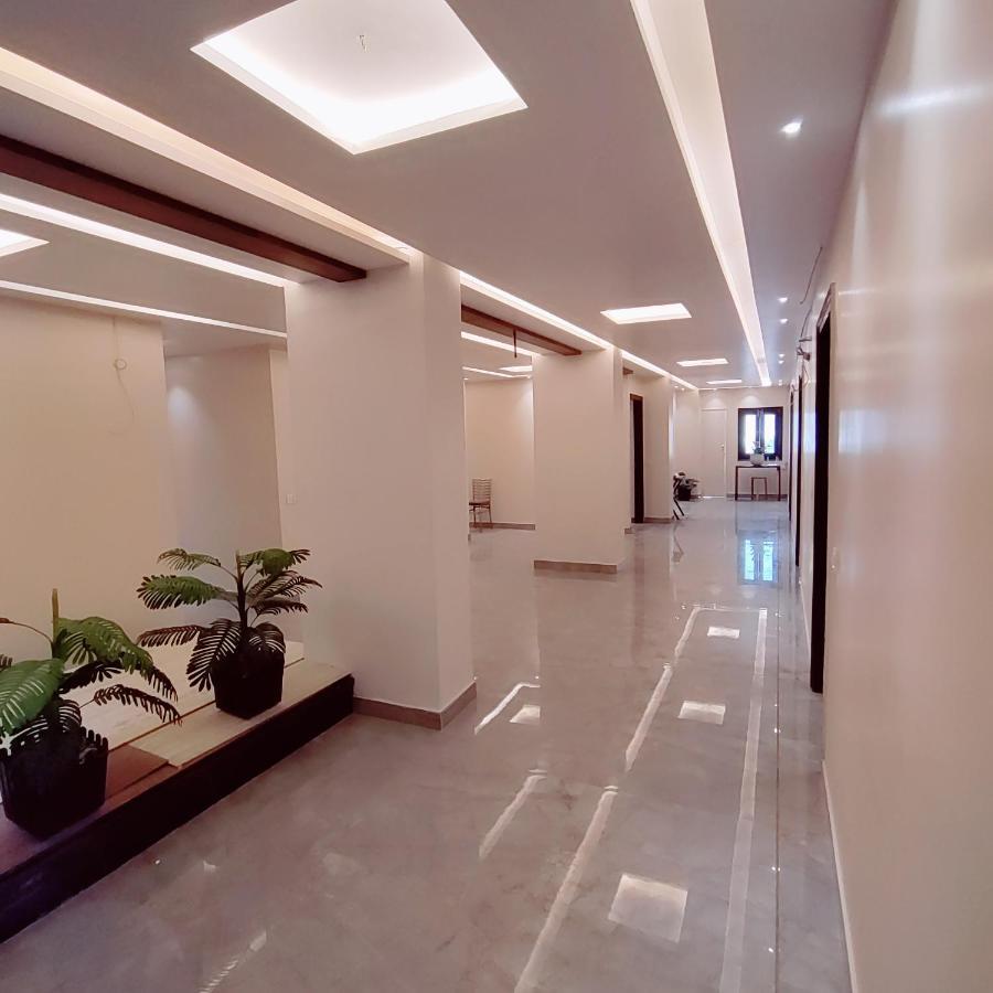 Hotel Luxuria Ludhiana Eksteriør bilde