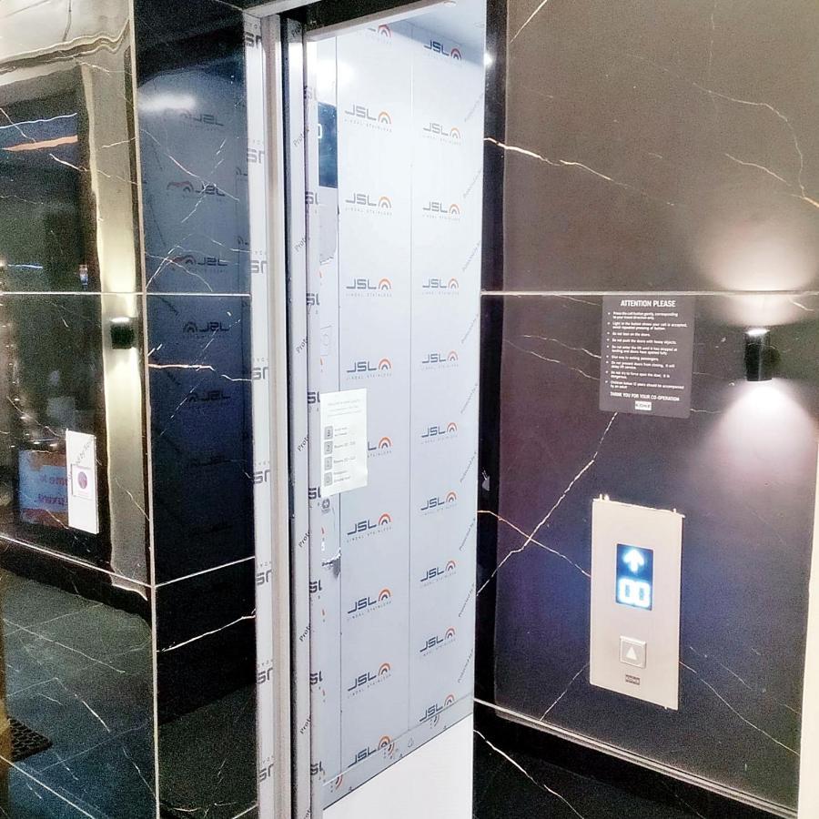 Hotel Luxuria Ludhiana Eksteriør bilde